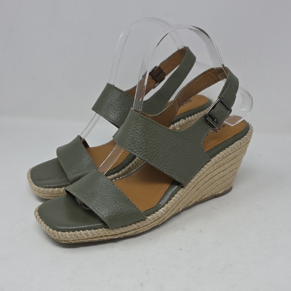 SoftWalk Green Wedge Espadrilles with Slingback Size 8.5